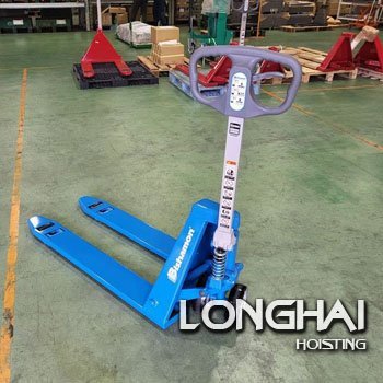 叉车电池保养选型时要看哪些参数